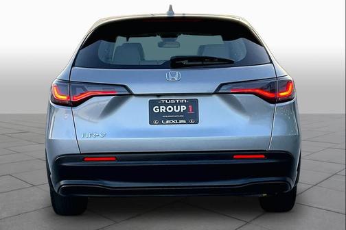 Lunar Silver Metallic 2023 Honda HR-V LX