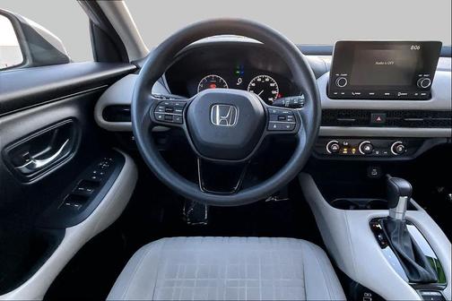 Lunar Silver Metallic 2023 Honda HR-V LX