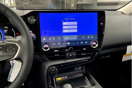 2025 Lexus NX 350h Premium