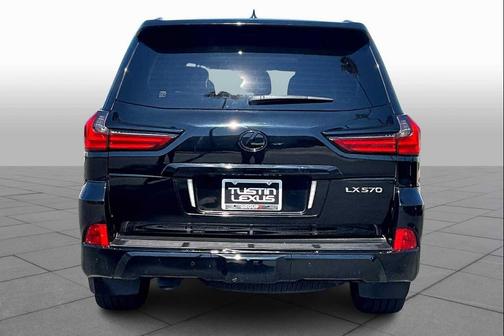 2021 Lexus LX 570 Three-Row