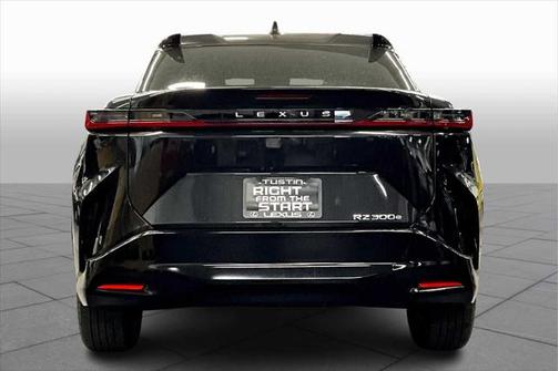 2025 Lexus RZ 300e RZ 300e