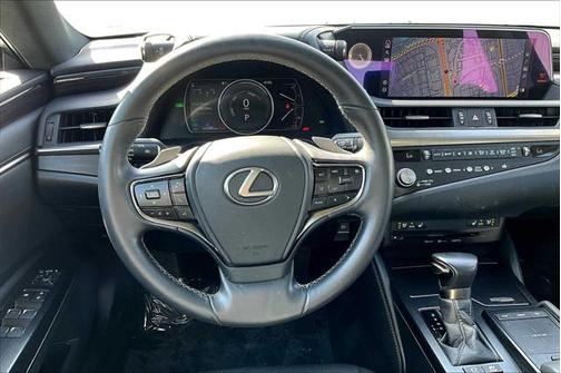 2021 Lexus ES 300h Base