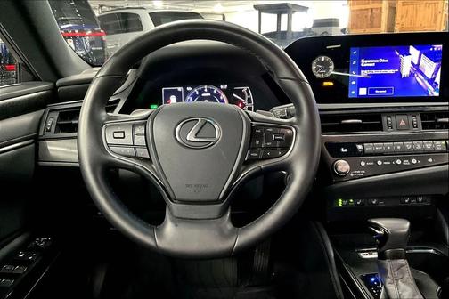 2025 Lexus ES 300h Base