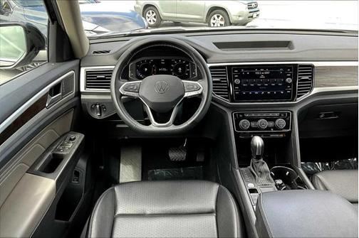 2022 Volkswagen Atlas 3.6L SE w/Technology