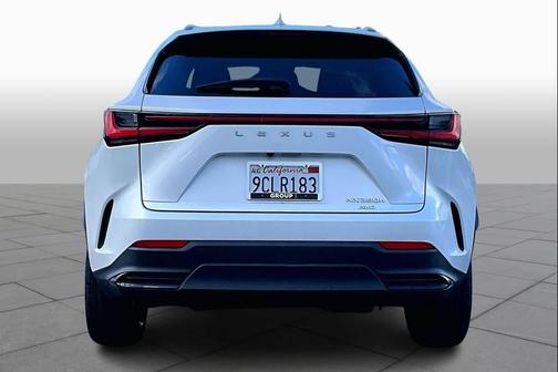2022 Lexus NX 350h AWD