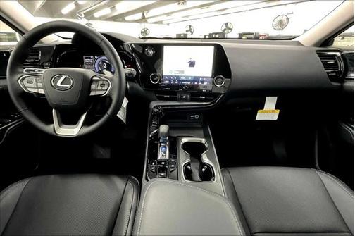 2025 Lexus NX 350h Premium