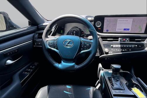 Caviar 2025 Lexus ES 300h Base