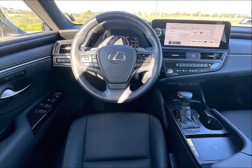 2025 Lexus ES 350 Base