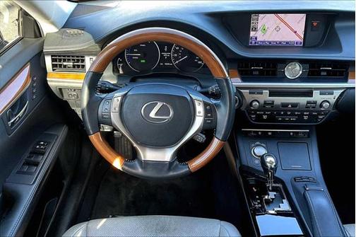 2014 Lexus ES 300h Base