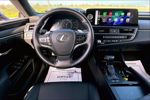 2024 Lexus ES 300h Base
