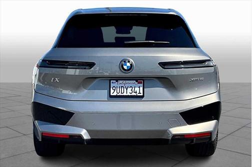 2025 BMW iX xDrive50