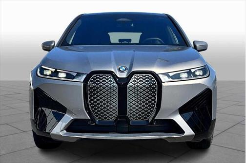 2025 BMW iX xDrive50
