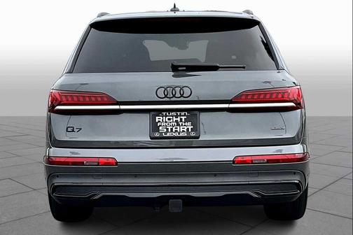 2021 Audi Q7 55 Prestige