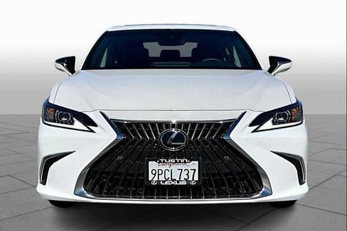 2024 Lexus ES 300h Base