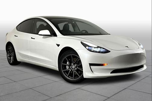 2023 Tesla Model 3 Standard Range