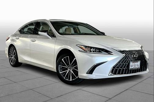 2025 Lexus ES 300h Base