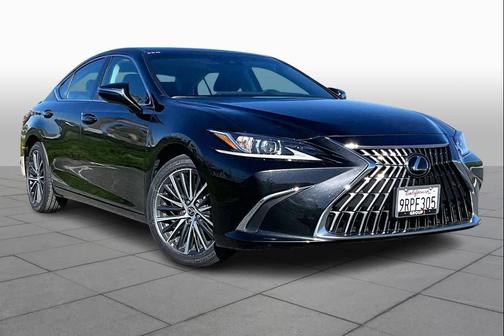 2025 Lexus ES 300h Base