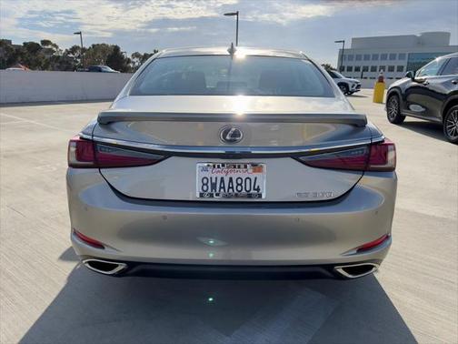 Atomic Silver 2021 Lexus ES 350 Base