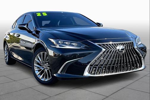 2025 Lexus ES 300h Luxury