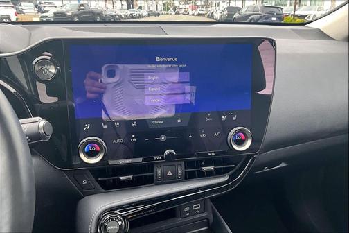 2025 Lexus NX 350h Premium