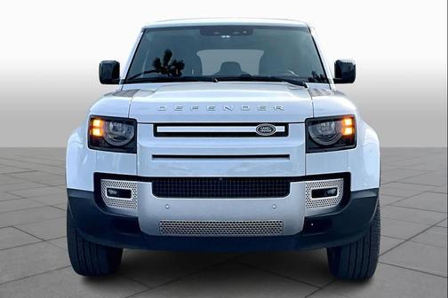 2023 Land Rover Defender 110 SE