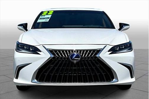 2022 Lexus ES 300h Luxury