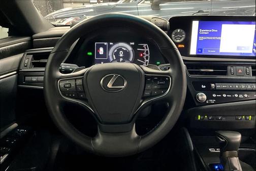 2025 Lexus ES 300h Base