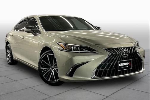 2025 Lexus ES 300h Base