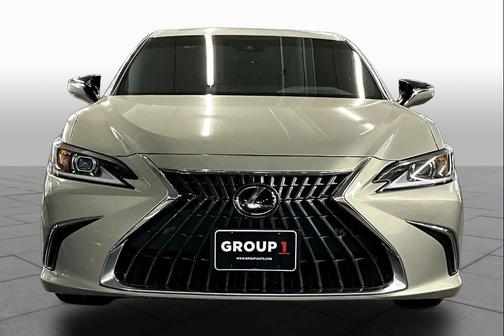 2025 Lexus ES 300h Base
