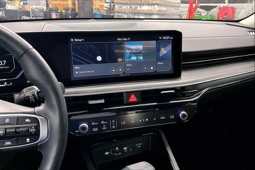 Interstellar Gray 2025 Kia K5 EX