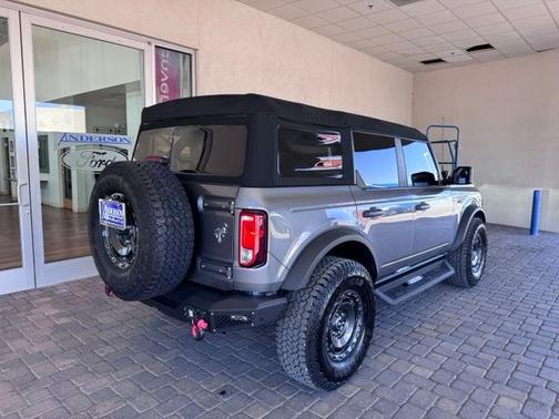 CARBONIZED GRAY METALLIC 2023 Ford Bronco BIG BEND
