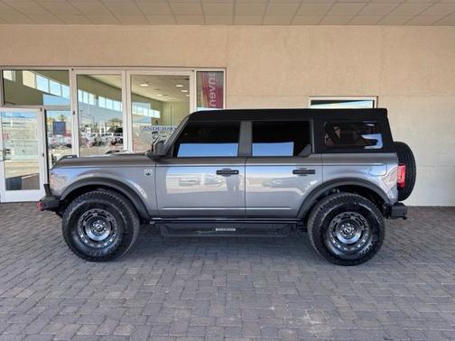 CARBONIZED GRAY METALLIC 2023 Ford Bronco BIG BEND