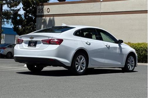 2022 Chevrolet Malibu FWD LT