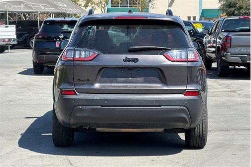 2023 Jeep Cherokee Altitude