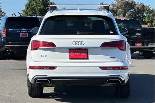 2023 Audi Q5 45 S line Premium Plus
