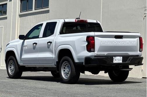 Summit White 2026 Chevrolet Colorado WT
