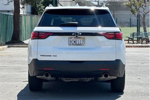 2022 Chevrolet Traverse LS
