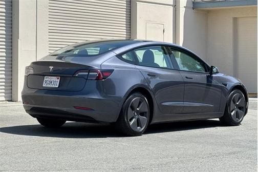 2023 Tesla Model 3 Standard Range