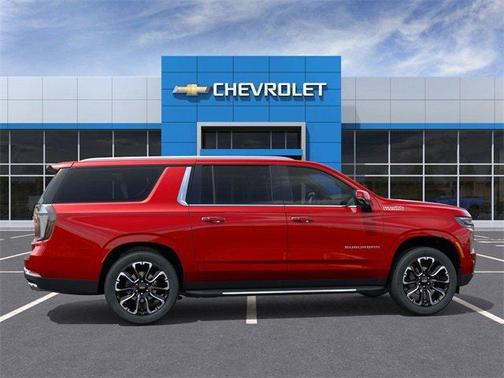 2025 Chevrolet Suburban 4WD High Country