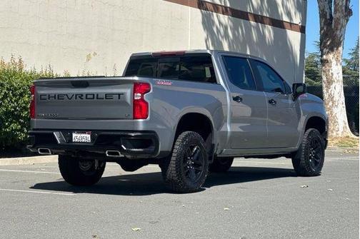 Sterling Gray Metallic 2024 Chevrolet Silverado 1500 LT Trail Boss