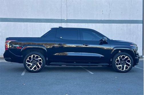 2024 Chevrolet Silverado EV First-Edition RST 4WD