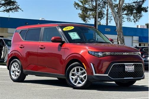 2023 Kia Soul LX