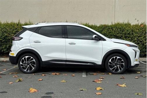 2023 Chevrolet Bolt EUV FWD Premier