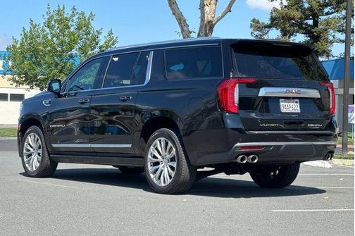 Onyx Black 2022 GMC Yukon XL Denali