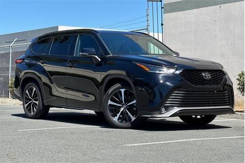 2022 Toyota Highlander XSE