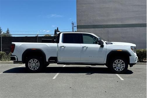 2023 GMC Sierra 2500 Denali