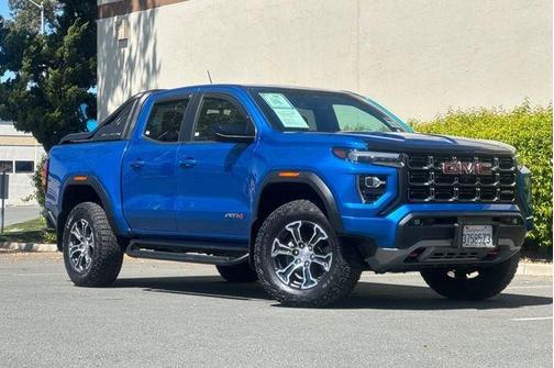 Dynamic Blue Metallic 2024 GMC Canyon AT4