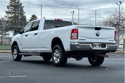 2024 RAM 2500 Big Horn Crew Cab 4x4 8' Box