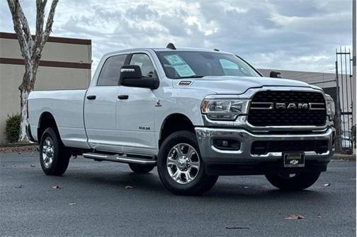 2024 RAM 2500 Big Horn Crew Cab 4x4 8' Box