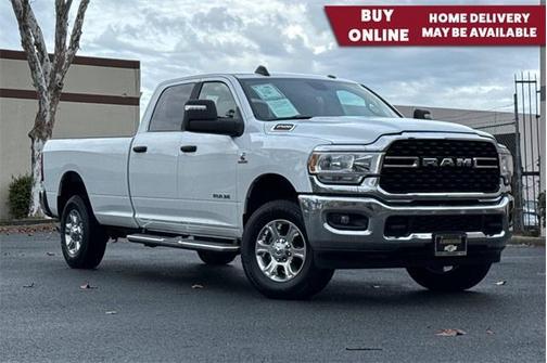 2024 RAM 2500 Big Horn Crew Cab 4x4 8' Box
